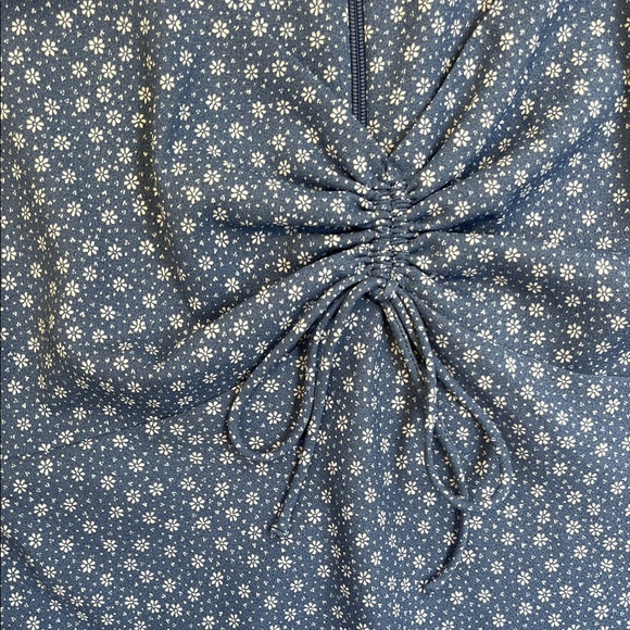 Levi’s Blue Ditsy Floral Mini Dress XS Tie Front Flutter Sleeve - Picture 3 of 7